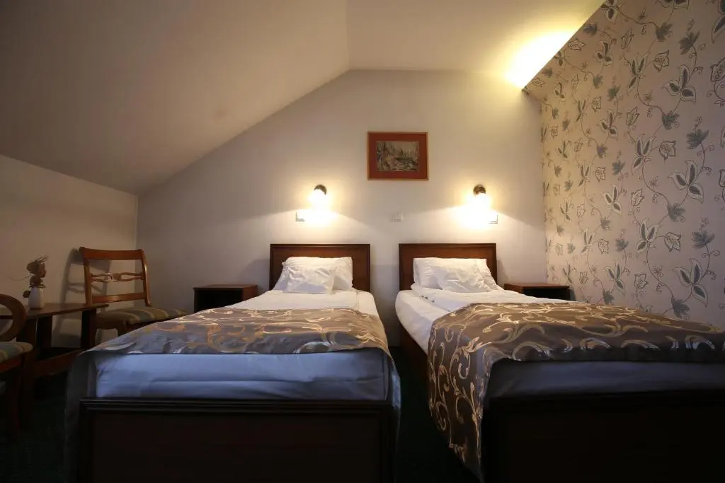 Cameră cu două paturi